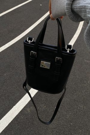 2023 Korean-Style Retro Bucket Bag for Women - Trendy Handheld Commuting Bag, High-End Niche Design, Crossbody Option