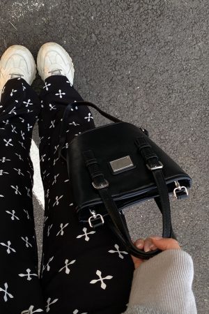 2023 Korean-Style Retro Bucket Bag for Women - Trendy Handheld Commuting Bag, High-End Niche Design, Crossbody Option