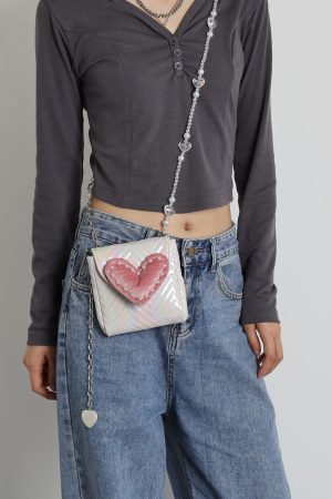 2023 Summer Mini Heart-Shaped Handbag for Women - Versatile Stylish Crossbody Phone & Coin Purse, Cute High-End Design