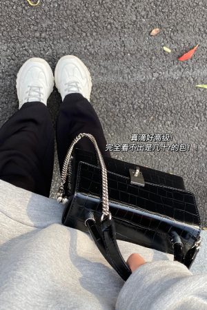 2023 Women's Crocodile Pattern Tote Bag - Small Square Handbag, Versatile Shoulder Crossbody Style, Trendy and Fashionable