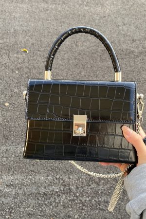 2023 Women's Crocodile Pattern Tote Bag - Small Square Handbag, Versatile Shoulder Crossbody Style, Trendy and Fashionable