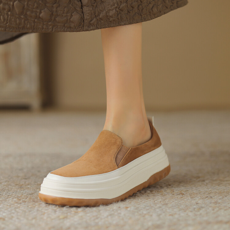 2024 New Italian-Style Thick-Soled Wedge Shoes for Women - 5 cm Soft Sole Genuine Leather Comfort 2024 New Italian-Style Thick-Soled Wedge Shoes for Women - 5 cm Soft Sole Genuine Leather Comfort