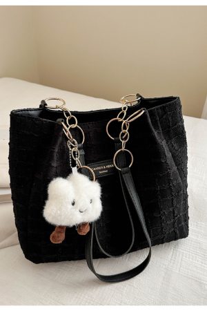 2025 Summer Minimalist High-End Large Handbag for Women - Versatile Shoulder Tote Bag with Spacious Capacity for Commuting