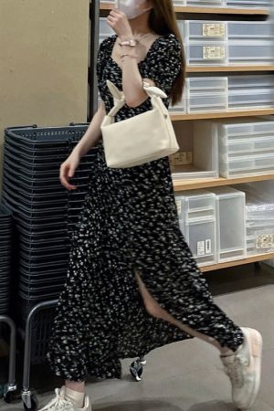 2025 Summer Women's Black Floral Dress with French Square Neck, Split Waist, Slimming Long Design, Perfect for Tea Breaks