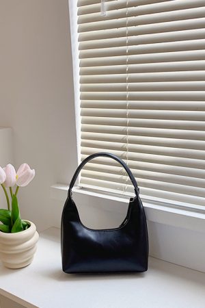 2025 Summer Women's Silver French-Style Baguette Shoulder Bag - Versatile High-End Niche Underarm Bag