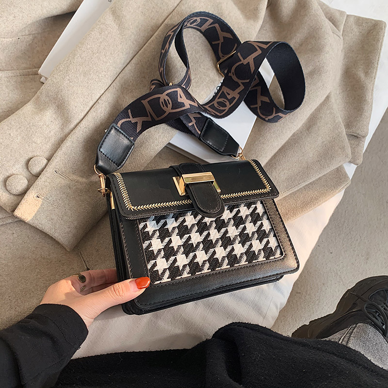 2025 Trendy Women's Small Handbag - Versatile Square Crossbody Bag with Wide Strap for Spring and Summer Fashion 2025 Trendy Women's Small Handbag - Versatile Square Crossbody Bag with Wide Strap for Spring and Summer Fashion