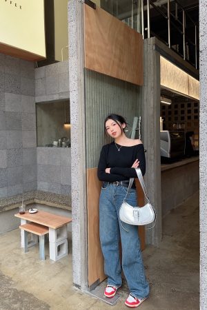 2025 Women's Vintage Baguette Bag, Niche Design Shoulder Underarm Bag, Versatile Fashion Crossbody for Everyday Style