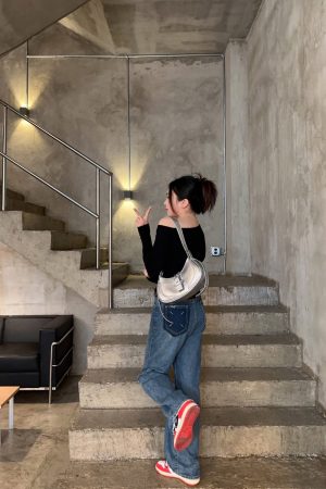 2025 Women's Vintage Baguette Bag, Niche Design Shoulder Underarm Bag, Versatile Fashion Crossbody for Everyday Style