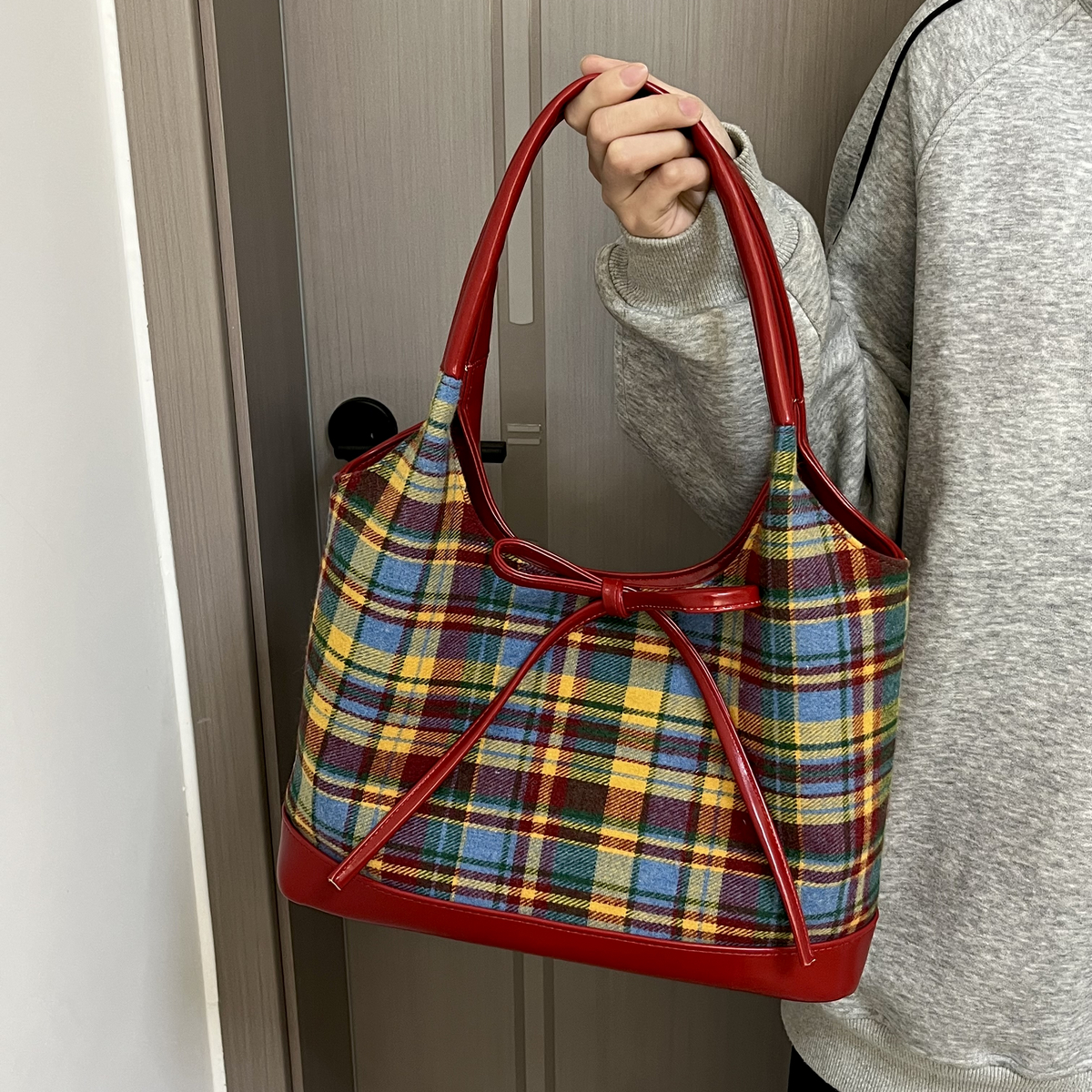 2025 Women's Woolen Plaid Shoulder Bag - Trendy Red Retro Bow Tote for Niche Fashion Lovers 2025 Women's Woolen Plaid Shoulder Bag - Trendy Red Retro Bow Tote for Niche Fashion Lovers
