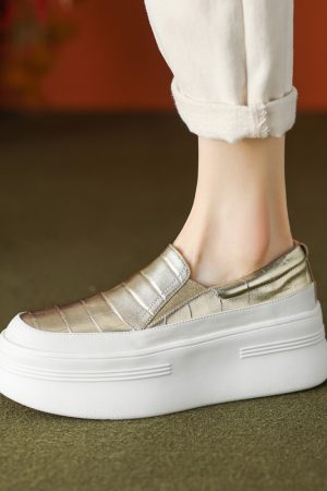 6 cm Thick-Soled Round Toe Italian-Style Soft Sole Shoes for Comfort - Genuine Leather Spring 2024 Footwear Trend