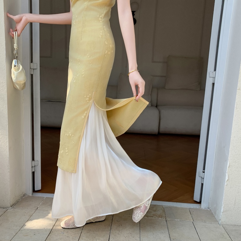 A-line Long Dress with Slip Under Qipao, Flowing Hem, Elastic Waist, Vintage Versatile Design, Slimming Fit, Perfect for Any Occasion A-line Long Dress with Slip Under Qipao, Flowing Hem, Elastic Waist, Vintage Versatile Design, Slimming Fit, Perfect for Any Occasion