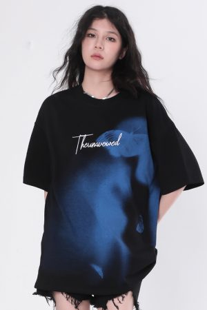 Abstract Butterfly Graphic Short Sleeve T-Shirt for Women - Trendy Hip-Hop Loose Fit Tee Inspired by Nature and Niche Designs