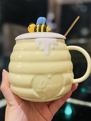 Adorable Bee Ceramic Mug with Lid & Spoon, Cute Coffee Cup for Girls, Perfect Birthday Gift for Best Friends