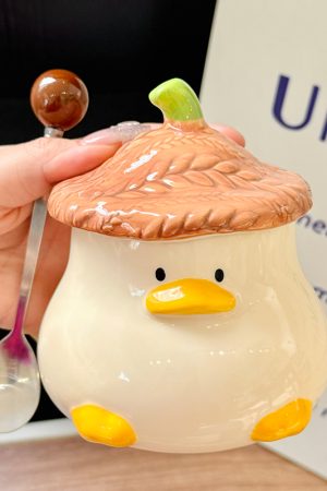 Adorable Yellow Duck Ceramic Mug with Lid – Cute Fun Water Cup for Girls, Perfect Gift for Animal Lovers and Home Decor