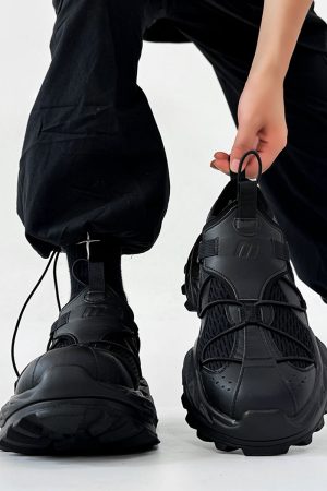 All-Black 18XL Dad Shoes for Men - Trendy Functional Outdoor Hiking Mountaineering Sneakers for Couples