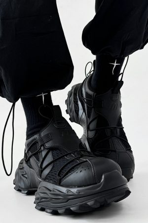 All-Black 18XL Dad Shoes for Men - Trendy Functional Outdoor Hiking Mountaineering Sneakers for Couples