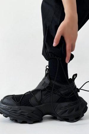 All-Black 18XL Dad Shoes for Men - Trendy Functional Outdoor Hiking Mountaineering Sneakers for Couples