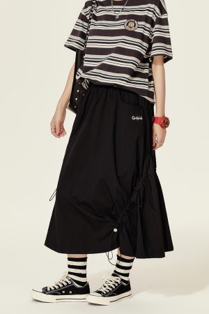 American Retro Black A-Line Half Skirt for Women, Summer Asymmetric Drawstring Design, Hip-Covering Umbrella Style