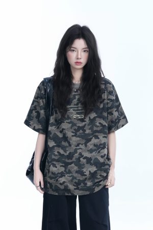 American Retro Camouflage Oversized Short Sleeve T-Shirt for Women - Summer Loose Fit Tee with Graphic Design