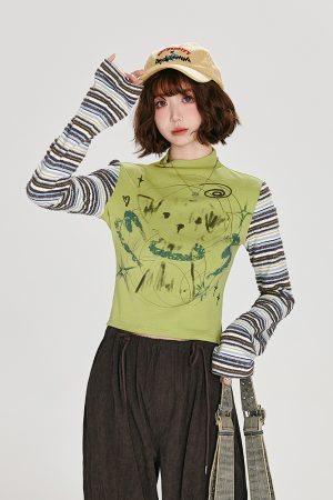 American Retro Color-Blocked Striped Long Sleeve T-Shirt for Women - Fitted High-Neck Autumn Style Top