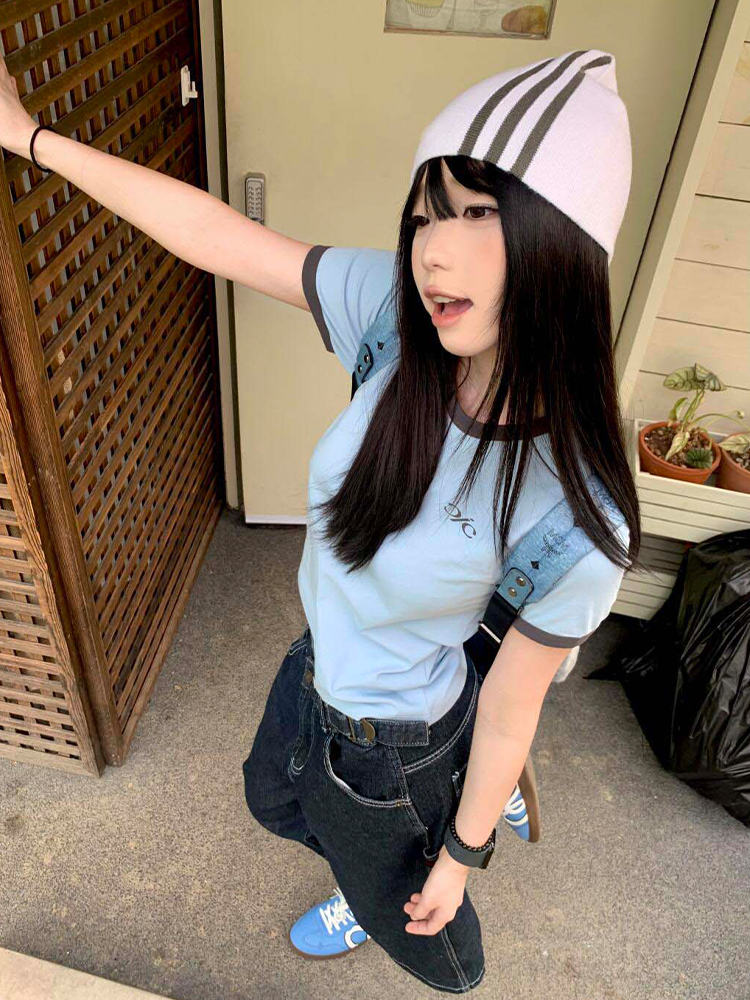 American Retro Color-Blocking Letter Print Cropped T-Shirt for Women - Slim-Fit Short Sleeve Round Neck Summer Top American Retro Color-Blocking Letter Print Cropped T-Shirt for Women - Slim-Fit Short Sleeve Round Neck Summer Top