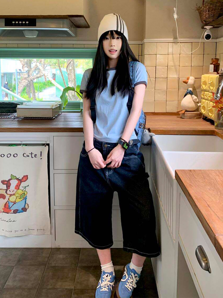 American Retro Color-Blocking Letter Print Cropped T-Shirt for Women - Slim-Fit Short Sleeve Round Neck Summer Top American Retro Color-Blocking Letter Print Cropped T-Shirt for Women - Slim-Fit Short Sleeve Round Neck Summer Top