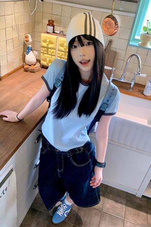 American Retro Color-Blocking Letter Print Cropped T-Shirt for Women - Slim-Fit Short Sleeve Round Neck Summer Top