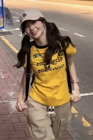 American Retro Color-Blocking Letter Print Short Sleeve T-Shirt for Women - Slim Fit Summer Top in Sweet and Spicy Style