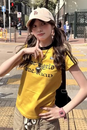 American Retro Color-Blocking Letter Print Short Sleeve T-Shirt for Women - Slim Fit Summer Top in Sweet and Spicy Style