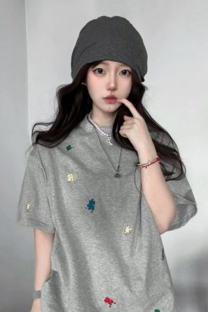 American Retro Embroidered Puzzle Graphic Short Sleeve T-Shirt for Women - Trendy Summer Couple Top, High-End Fashion