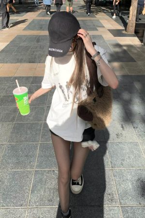 American Retro Hand-Drawn Couple Portrait Oversized T-Shirt for Women - Summer Short Sleeve Pure Cotton Loose Top