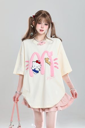 American Retro Hello Kitty Embroidered Short Sleeve T-Shirt for Women - Casual Summer Top with Vintage 90s Style