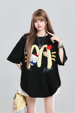 American Retro Hello Kitty Embroidered Short Sleeve T-Shirt for Women - Casual Summer Top with Vintage 90s Style