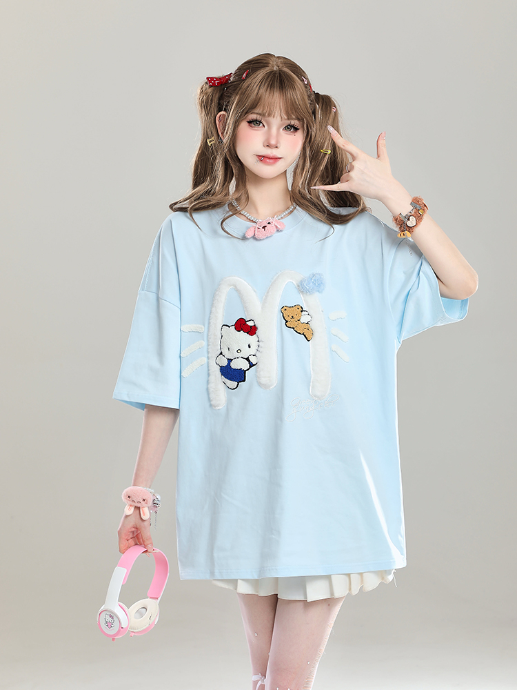American Retro Hello Kitty Embroidered Short Sleeve T-Shirt for Women - Casual Summer Top with Vintage 90s Style American Retro Hello Kitty Embroidered Short Sleeve T-Shirt for Women - Casual Summer Top with Vintage 90s Style