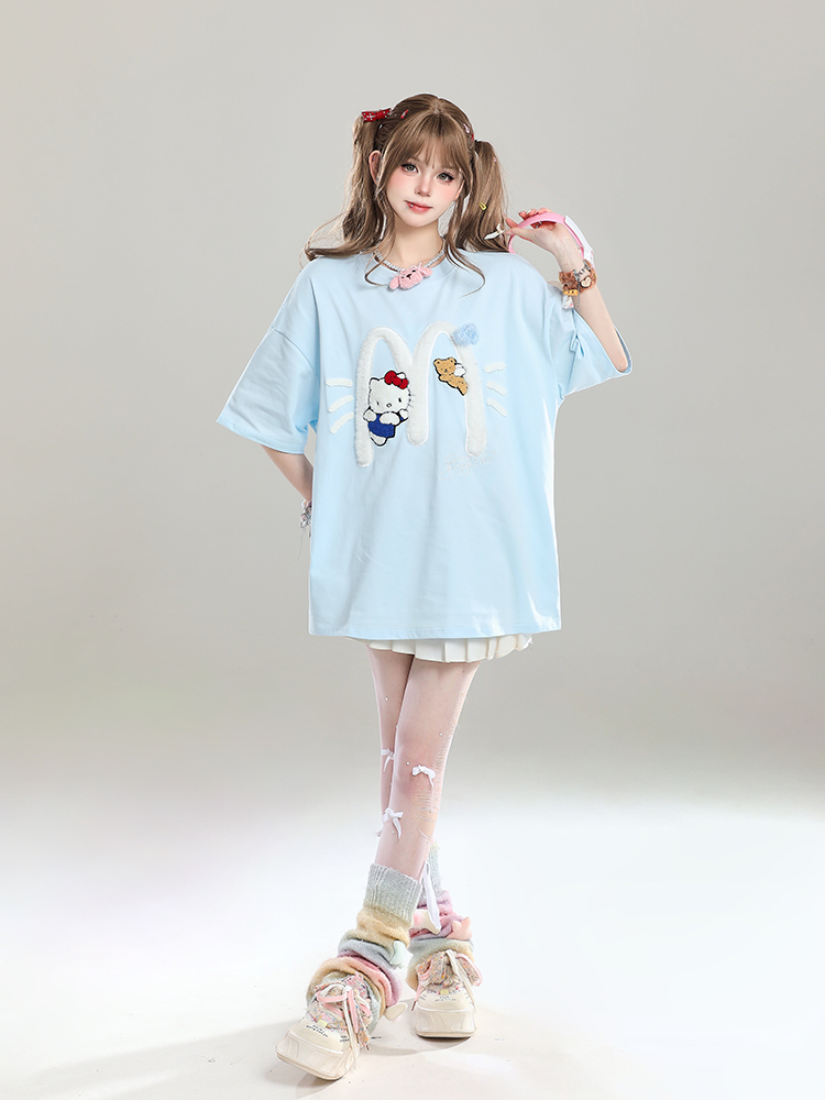 American Retro Hello Kitty Embroidered Short Sleeve T-Shirt for Women - Casual Summer Top with Vintage 90s Style American Retro Hello Kitty Embroidered Short Sleeve T-Shirt for Women - Casual Summer Top with Vintage 90s Style