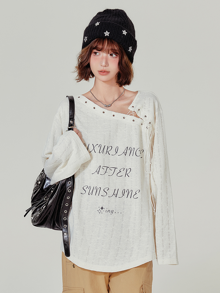 American Retro Hollowed-Out Long Sleeve T-Shirt for Women - Loose Fit, Niche Style, Autumn 2023 Fashion American Retro Hollowed-Out Long Sleeve T-Shirt for Women - Loose Fit, Niche Style, Autumn 2023 Fashion