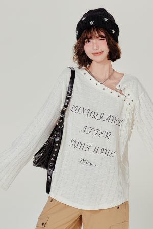 American Retro Hollowed-Out Long Sleeve T-Shirt for Women - Loose Fit, Niche Style, Autumn 2023 Fashion