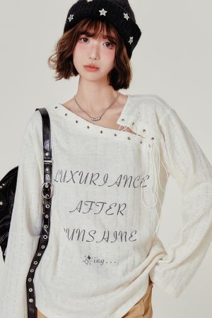 American Retro Hollowed-Out Long Sleeve T-Shirt for Women - Loose Fit, Niche Style, Autumn 2023 Fashion