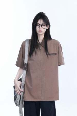 American Retro Lapel Zip Short Sleeve Shirt for Women - Gender-Neutral Loose Fit with Unique Niche Design, Casual Vintage Style