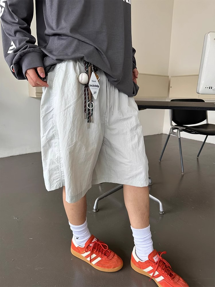 American Retro Lightweight Quick-Dry Casual Shorts for Men and Women - Loose Straight Breathable 5-Point Summer Sports Pants American Retro Lightweight Quick-Dry Casual Shorts for Men and Women - Loose Straight Breathable 5-Point Summer Sports Pants