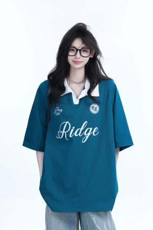 American Retro Oversized Short Sleeve T-Shirt for Women - Trendy Loose Fit with 'Sit and Eat Until the Mountains are Empty' Design