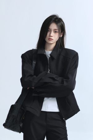 American Retro Punk Style Women's Zip-Up Short Jacket with Unique Design and Loose Fit