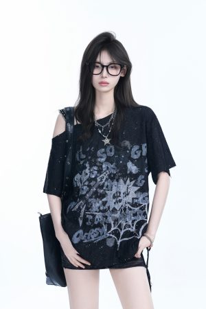 American Retro Sit and Eat Graffiti Off-Shoulder Short Sleeve T-Shirt for Women, Loose Fit, INS Style, Y2K Aesthetic