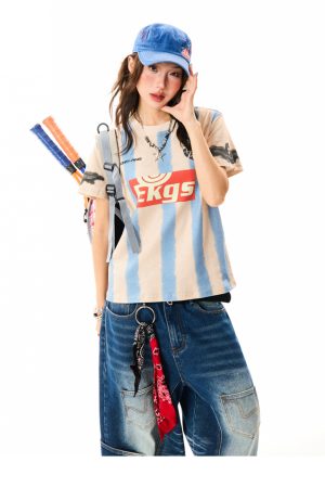 American Retro Sports Style Short-Sleeve T-Shirt for Women - Slim Fit Summer Top, Versatile 90s Inspired Fashion
