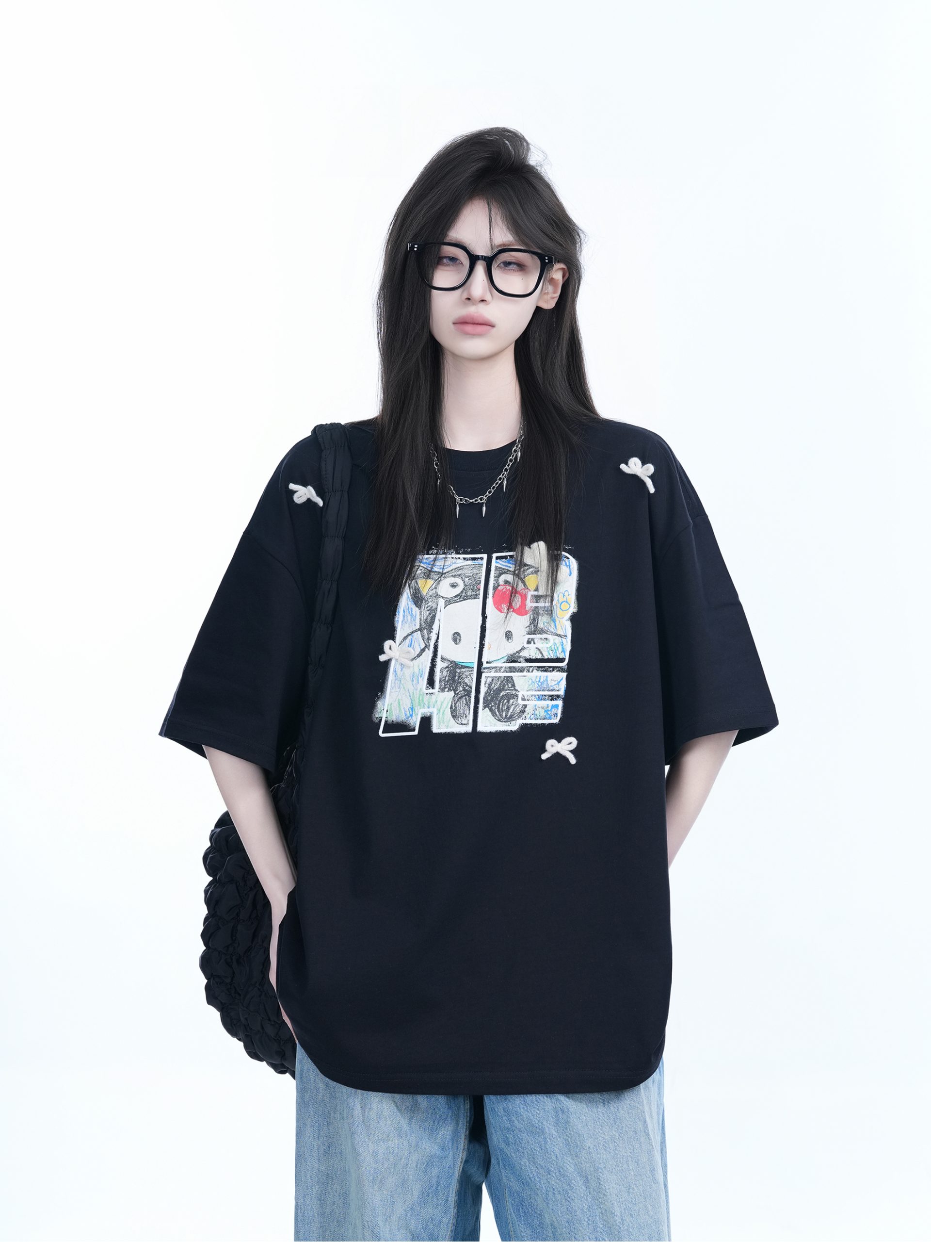American Retro Style Black Short-Sleeve T-Shirt for Women with Kitty Cat Graffiti, Loose Round Neck, Y2K Vibe, Casual Fashion Top American Retro Style Black Short-Sleeve T-Shirt for Women with Kitty Cat Graffiti, Loose Round Neck, Y2K Vibe, Casual Fashion Top