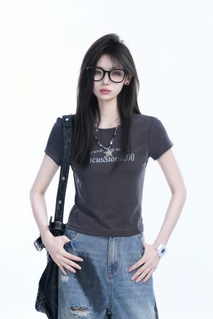 American Retro Summer Short Sleeve T-Shirt for Women - Flattering Slim Fit, Petite Style, Sit and Eat Until the Mountains Are Empty Print