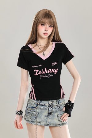 American Retro V-Neck Short Sleeve T-Shirt for Women - Summer Slim Fit Top, Unique Design, Trendy Spicy Girl Style