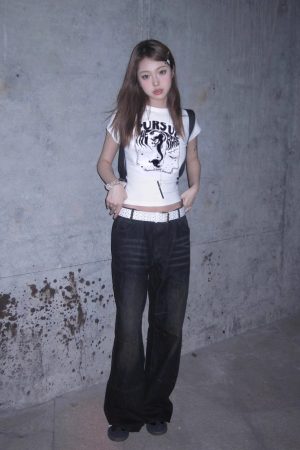 American Retro White Fitted T-Shirt for Women, Sexy Slim Fit Short Sleeve Top, Summer Street Style