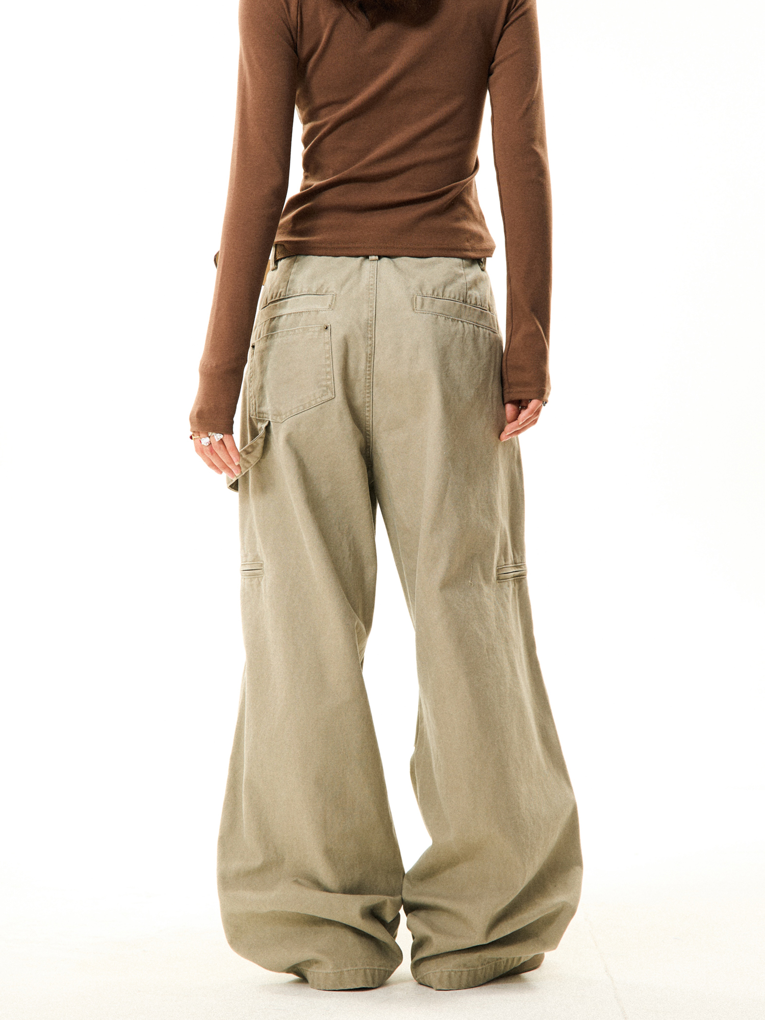 American Vintage Pleated Wide-Leg Work Pants for Women - Loose and Slimming Casual Style, Versatile Fashion Essential American Vintage Pleated Wide-Leg Work Pants for Women - Loose and Slimming Casual Style, Versatile Fashion Essential