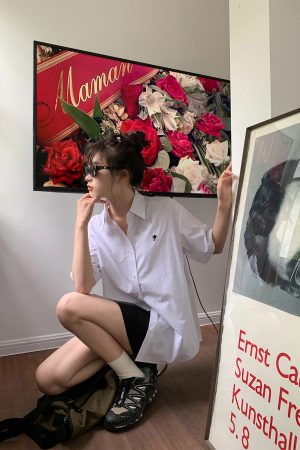 Angel Embroidery Short Sleeve Shirt for Women - Loose Slim Fit Summer Tee in Small Size, Trendy 2025 Style